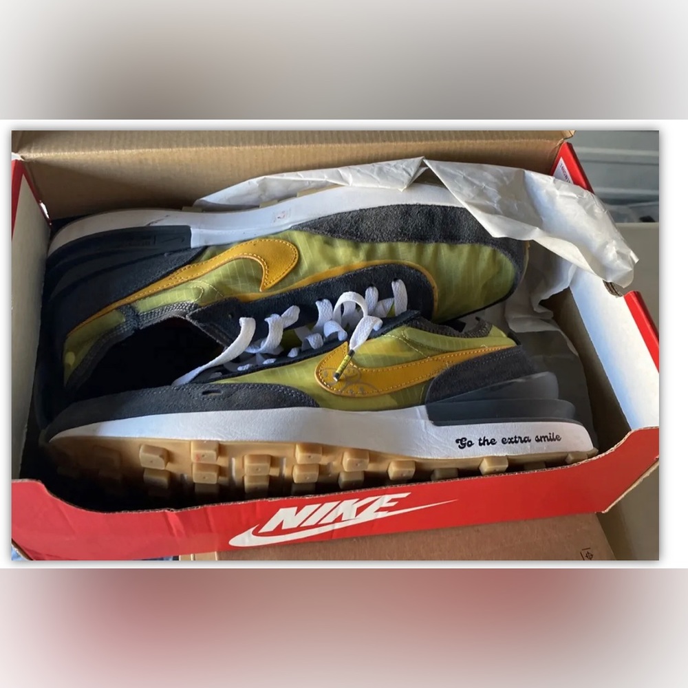 Nike Waffle One SE Anthracite Yellow Strike Pollen Men’s Sz 9.5 DO5850-700